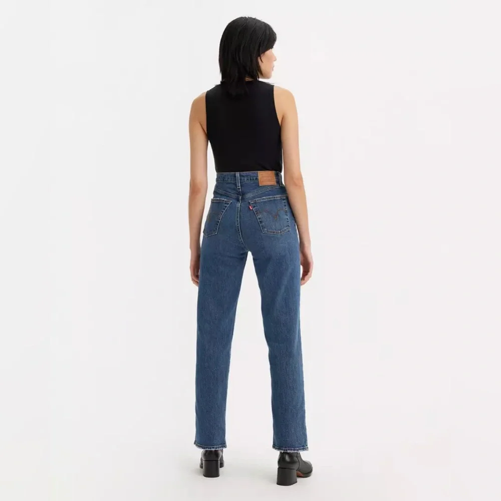 Levi's RIBCAGE STRAIGHT ANKLE WOMEN'S JEANS - Picture 4 of 7